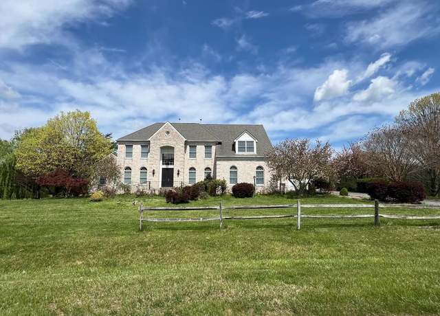Property at 16200 Bellingham Dr, Darnestown, MD 20874, 4 beds, 5 baths