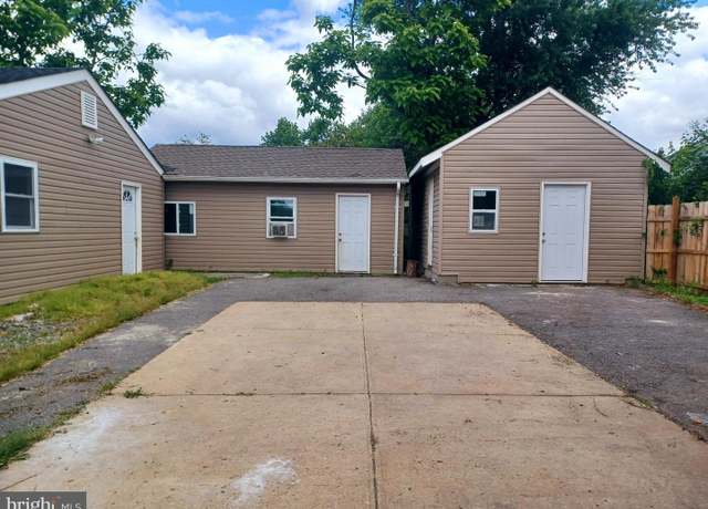 Property at 7701 24th Ave, Hyattsville, MD 20783, 6 beds, 1 bath