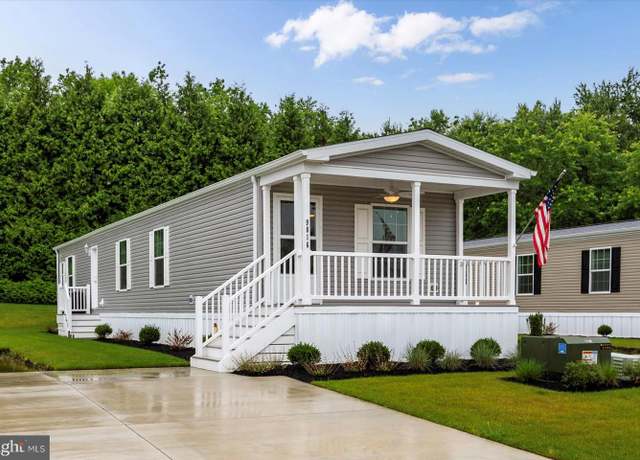 Property at 9816 Salt Life Ln, Ocean City, MD 21842, 2 beds, 2 baths