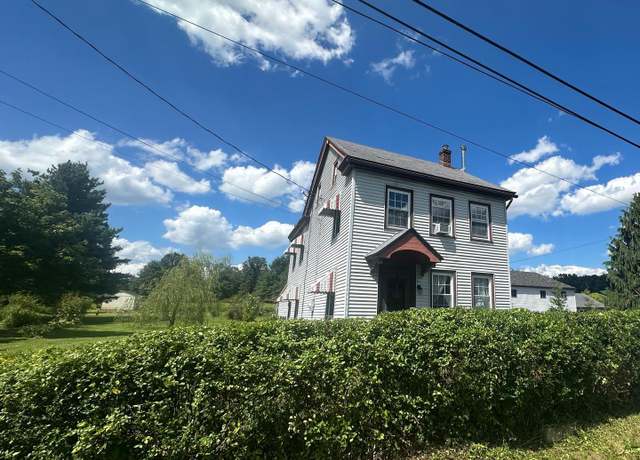 Property at 1370 Kumry Rd, Pennsburg, PA 18073, 3 beds, 1.5 baths