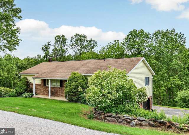 Property at 5824 Spruce Rd, Felton, PA 17322, 3 beds, 2 baths