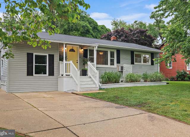 Property at 1808 Bay Ridge Ave, Annapolis, MD 21403, 4 beds, 2 baths