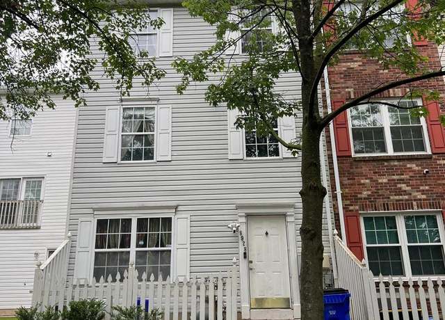 Property at 8928 Mallard Ct, Columbia, MD 21045, 3 beds, 2.5 baths