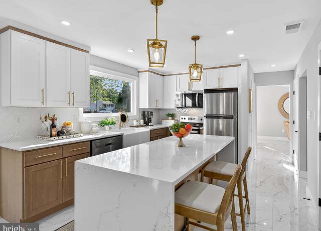 Property at 16 Estate Rd, Pemberton, NJ 08068, 3 beds, 2.5 baths