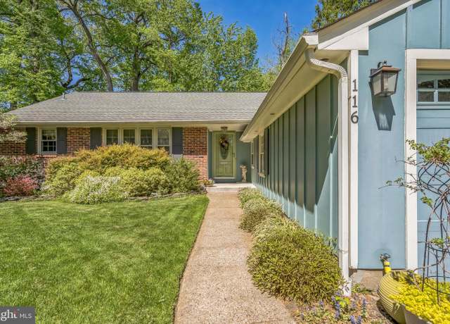 Property at 116 Deerfield Dr, Cherry Hill, NJ 08034, 3 beds, 2 baths