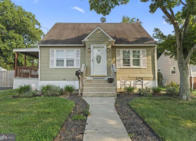 Property at 612 W Brooke Ave, Magnolia, NJ 08049, 2 beds, 2 baths