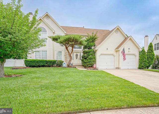 Property at 627 Harper Dr, Glassboro, NJ 08028, 4 beds, 2.5 baths