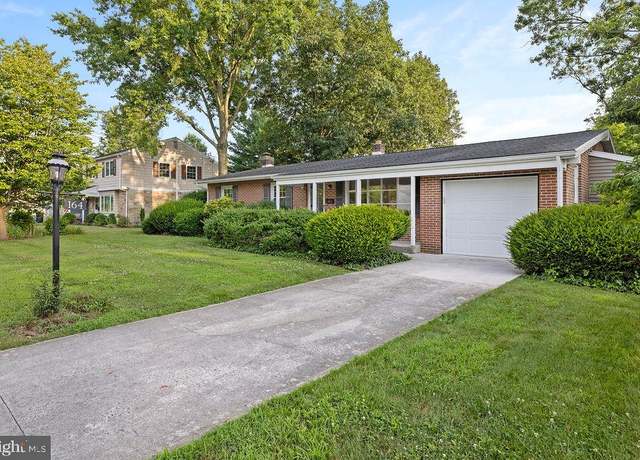 Property at 164 Early Ave, Gettysburg, PA 17325, 3 beds, 2 baths