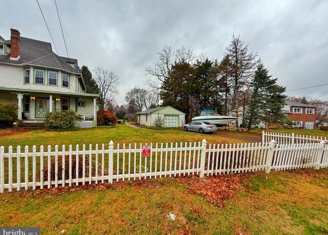 Property at 1032 Sunset Ln, Bensalem, PA 19020, 3 beds, 2 baths