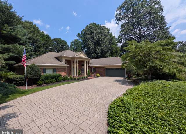 Property at 1071 Stoney Run Rd, Hummelstown, PA 17036, 3 beds, 3.5 baths