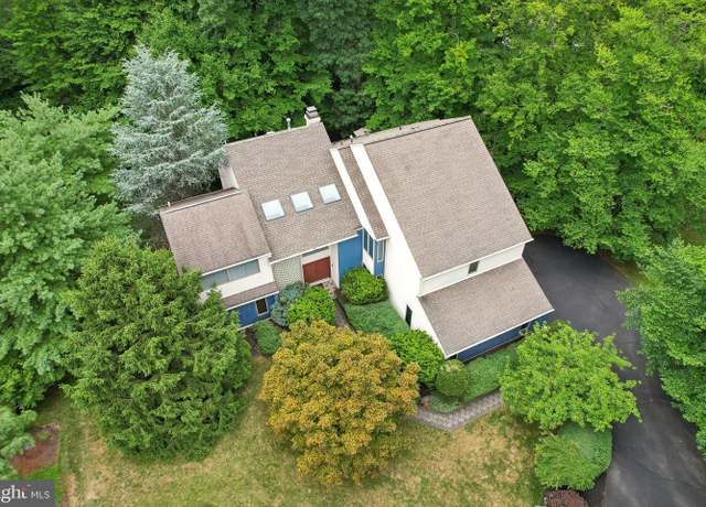 Property at 534 Pondview Rd, Jenkintown, PA 19046, 4 beds, 4.5 baths