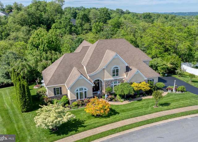 Property at 105 Livia Ln, Wrightsville, PA 17368, 6 beds, 3.5 baths