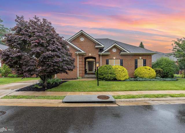 Property at 255 Carriage Chase Cir, Warrenton, VA 20186, 4 beds, 4 baths