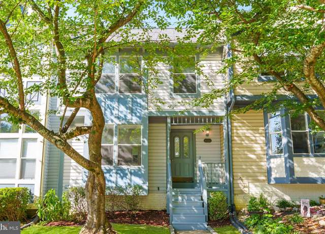 Property at 9626 Pierrpont St, Burke, VA 22015, 3 beds, 3 baths