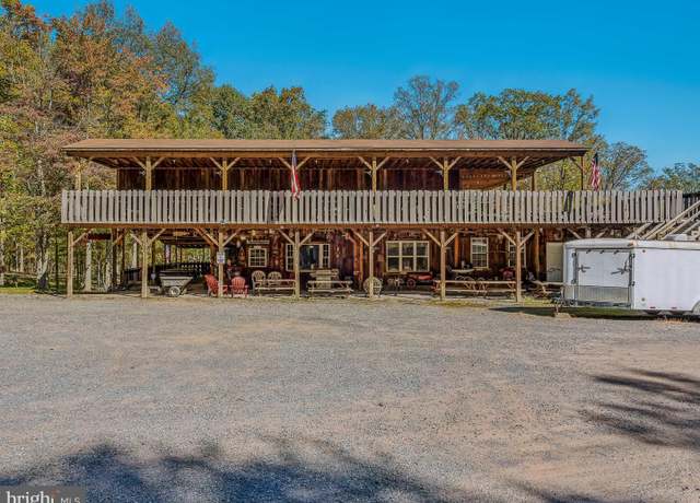 Property at 44 Cox Ln, Great Cacapon, WV 25422, 4 beds, 4 baths