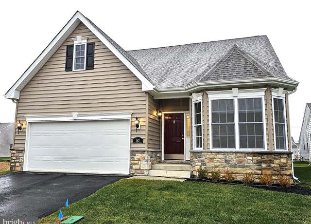 Property at 143 Hengst Farm Ln, Smyrna, DE 19977, 2 beds, 2 baths