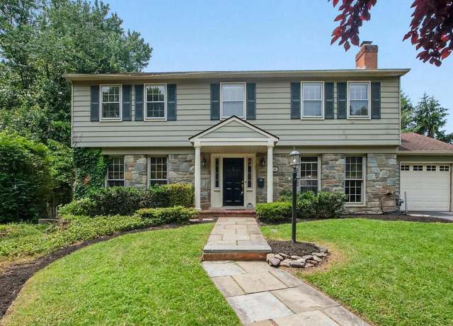 Property at 18 Hawthorn Ct, Rockville, MD 20850, 4 beds, 3.5 baths