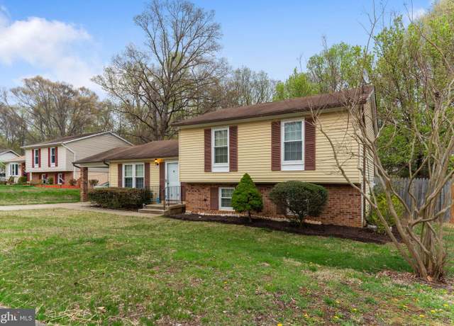 Property at 2113 Powder Horn Dr, Fort Washington, MD 20744, 3 beds, 2.5 baths