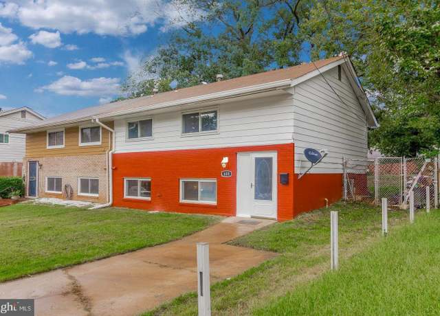 Property at 809 Booker Pl, Capitol Heights, MD 20743, 4 beds, 2.5 baths