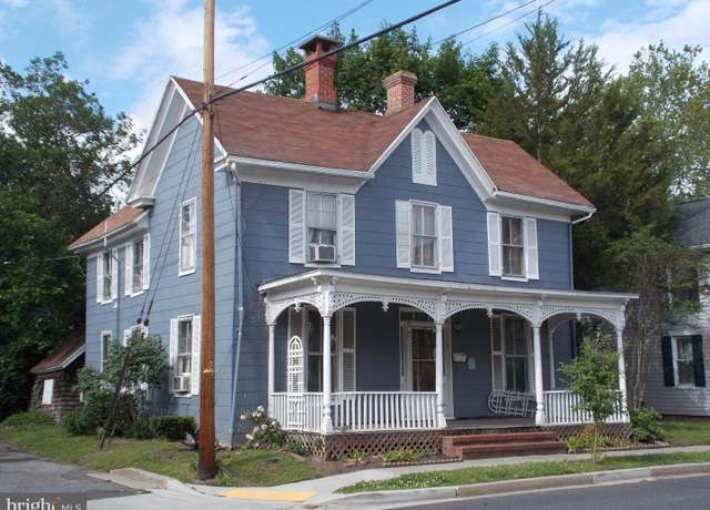 Property at 601 Goldsborough St, Easton, MD 21601, 3 beds, 1.5 baths