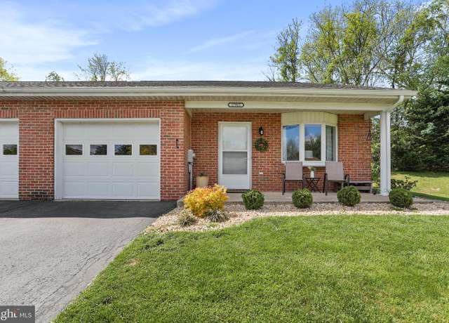 Property at 17915 Sand Wedge Dr, Hagerstown, MD 21740, 2 beds, 1.5 baths