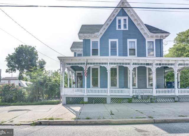 Property at 82 N Laurel St, Bridgeton, NJ 08302, 3 beds, 1.5 baths