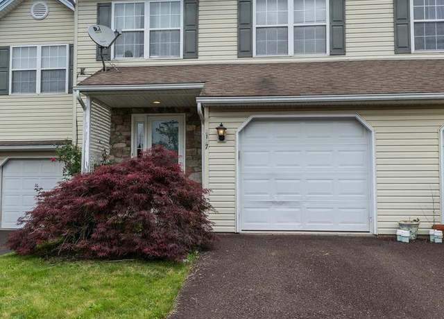 Property at 2127 Mill Valley Ln, Quakertown, PA 18951, 3 beds, 2.5 baths
