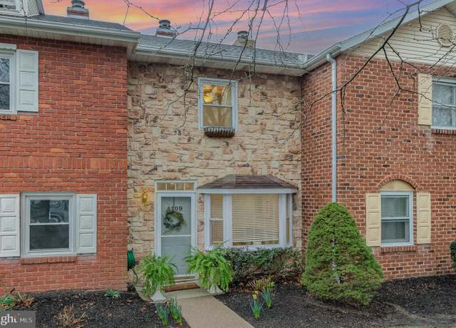 Property at 1109 Nanroc Dr, Mechanicsburg, PA 17055, 2 beds, 1.5 baths
