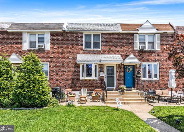 Property at 910 Maple Ave, Glenolden, PA 19036, 3 beds, 1 bath