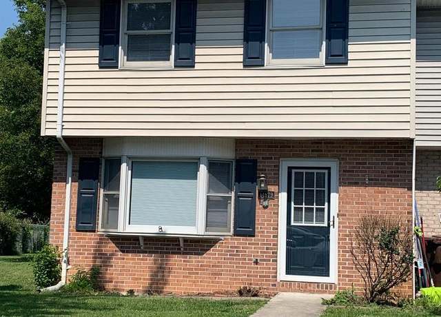 Property at 14879 Robinhood Cir, Greencastle, PA 17225, 2 beds, 2.5 baths