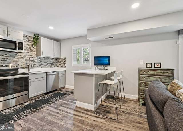 Property at 3300 S 28th St #403, Alexandria, VA 22302, 2 beds, 1 bath