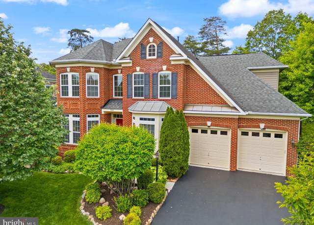 Property at 7534 Red Hill Dr, Springfield, VA 22153, 6 beds, 5.5 baths