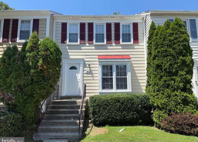 Property at 8010 Dayspring Ct, Springfield, VA 22153, 3 beds, 2.5 baths