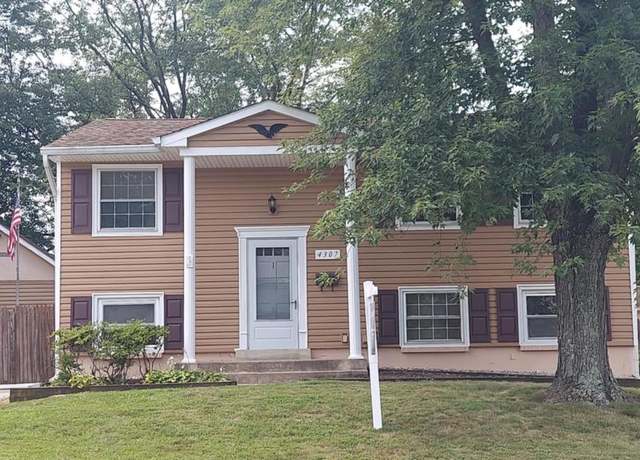 Property at 4307 Kenwood Dr, Woodbridge, VA 22193, 4 beds, 2 baths