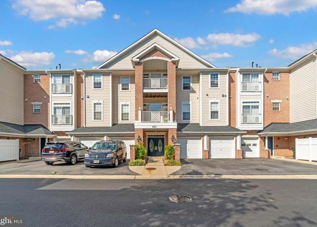 Photo of 421 Hamlet Club Dr #201, Edgewater, MD 21037