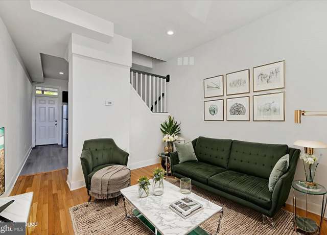 Property at 424 Grundy St, Baltimore, MD 21224, 2 beds, 1 bath