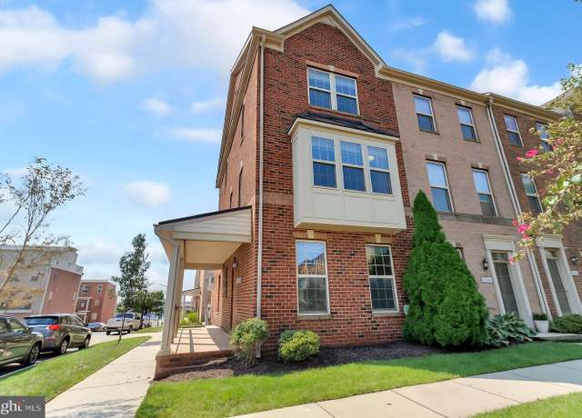 Property at 944 S Macon St, Baltimore, MD 21224, 2 beds, 2.5 baths