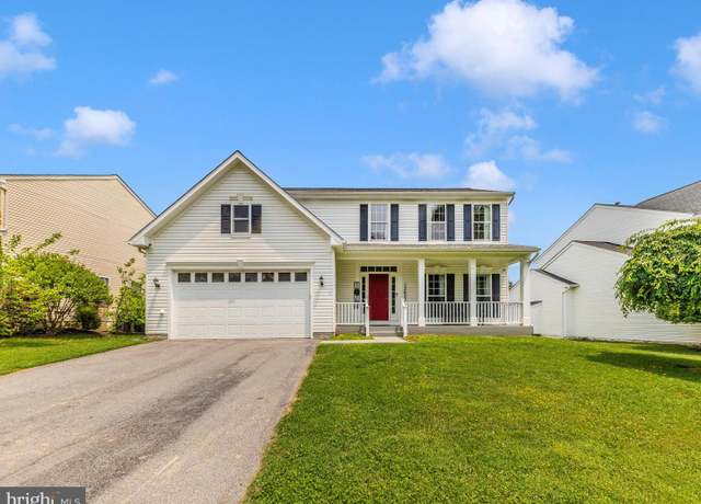 Property at 13637 Monarch Vista Dr, Germantown, MD 20874, 5 beds, 3.5 baths