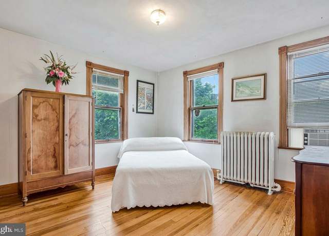 Property at 4103 Gallatin St, Hyattsville, MD 20781, 4 beds, 3 baths
