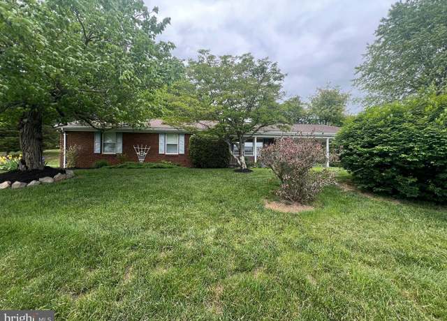 Property at 13920 Heavenly Acres Rdg, Hancock, MD 21750, 3 beds, 2 baths