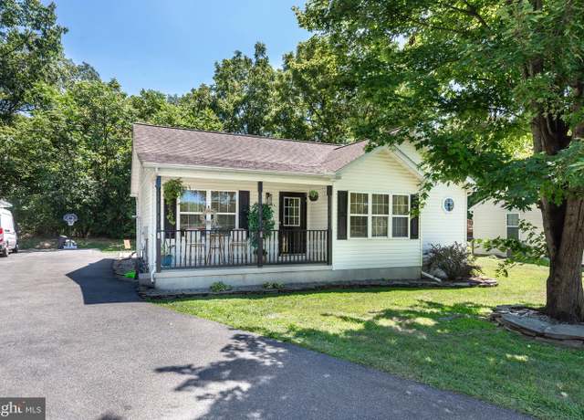 Property at 17005 Newcastle Ct, Williamsport, MD 21795, 2 beds, 2 baths