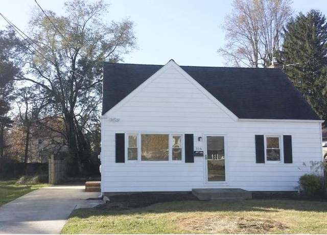Property at 316 Franklin Rd, Glassboro, NJ 08028, 6 beds, 2 baths
