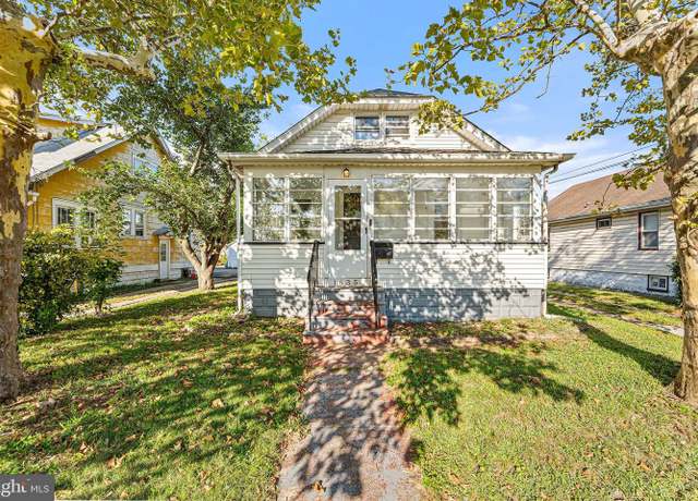Property at 1635 S Delaware St, Paulsboro, NJ 08066, 4 beds, 1 bath