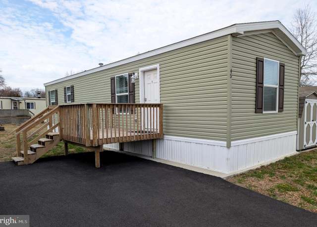 Property at 45 Center Hl, Quakertown, PA 18951, 2 beds, 1 bath