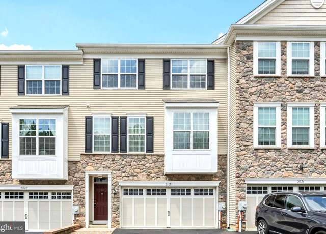 Property at 26123 Hickory Ln, Langhorne, PA 19047, 3 beds, 3 baths