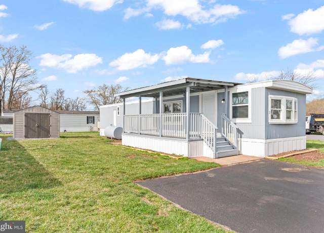 Property at 2 Birch St, Middletown, PA 17057, 1 bed, 1 bath