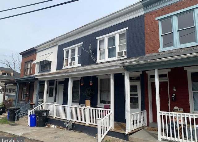 Property at 1718 Miller St, Harrisburg, PA 17103, 3 beds, 1 bath
