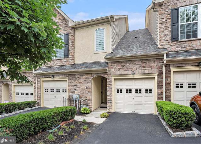 Property at 7 Merri Claude Dr, Norristown, PA 19401, 2 beds, 2.5 baths