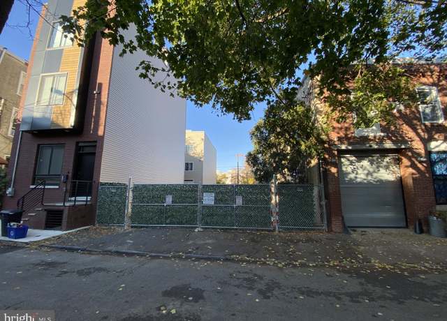 Property at 1643 W Cabot St, Philadelphia, PA 19121