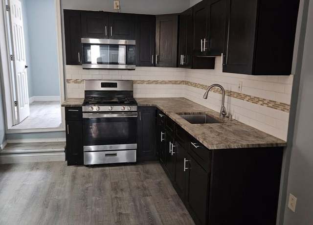 Property at 757 E Allegheny Ave, Philadelphia, PA 19134, 4 beds, 2 baths